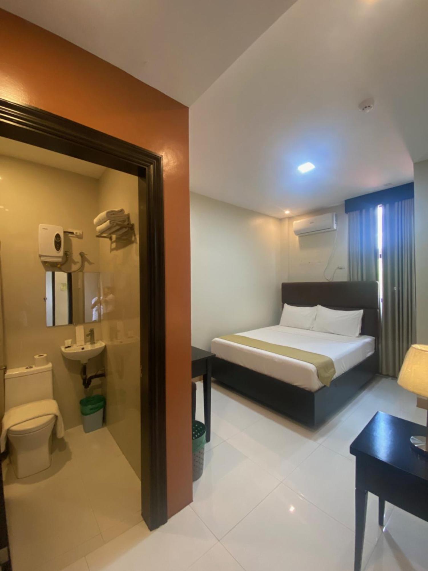 Eight Breeze Hotel Baclayon Ngoại thất bức ảnh